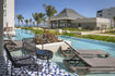 ocean-eden-bay-swim-up-suites