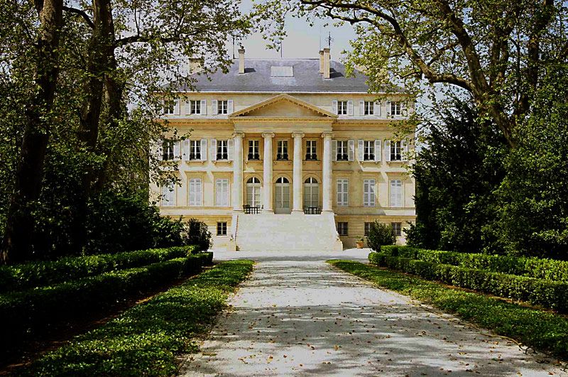 瑪歌酒莊的宏偉古典建築外觀