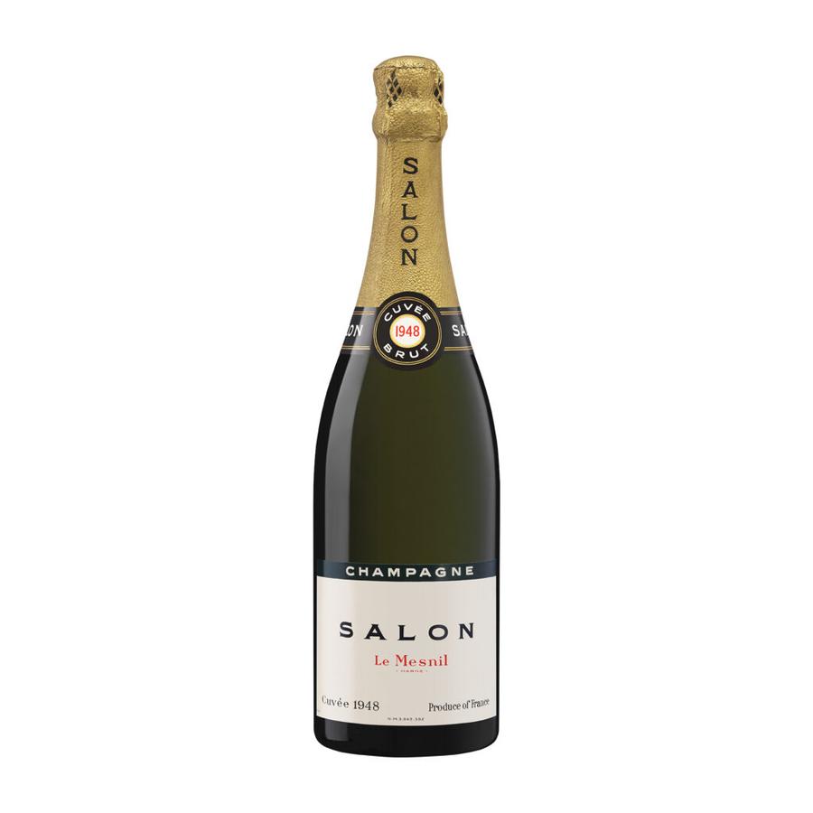 沙龍香檳直立瓶身，正標可見 Salon 與 Le Mesnil