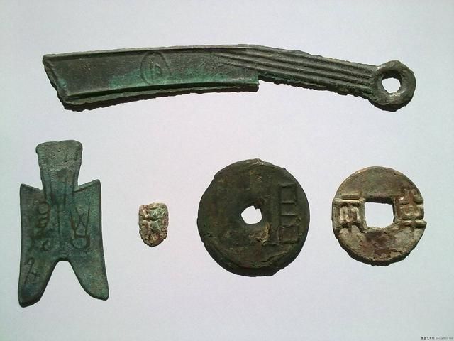 中國古代貨幣收藏指南：刀布幣、開元通寶、袁大頭價值解析- 天鴻商行