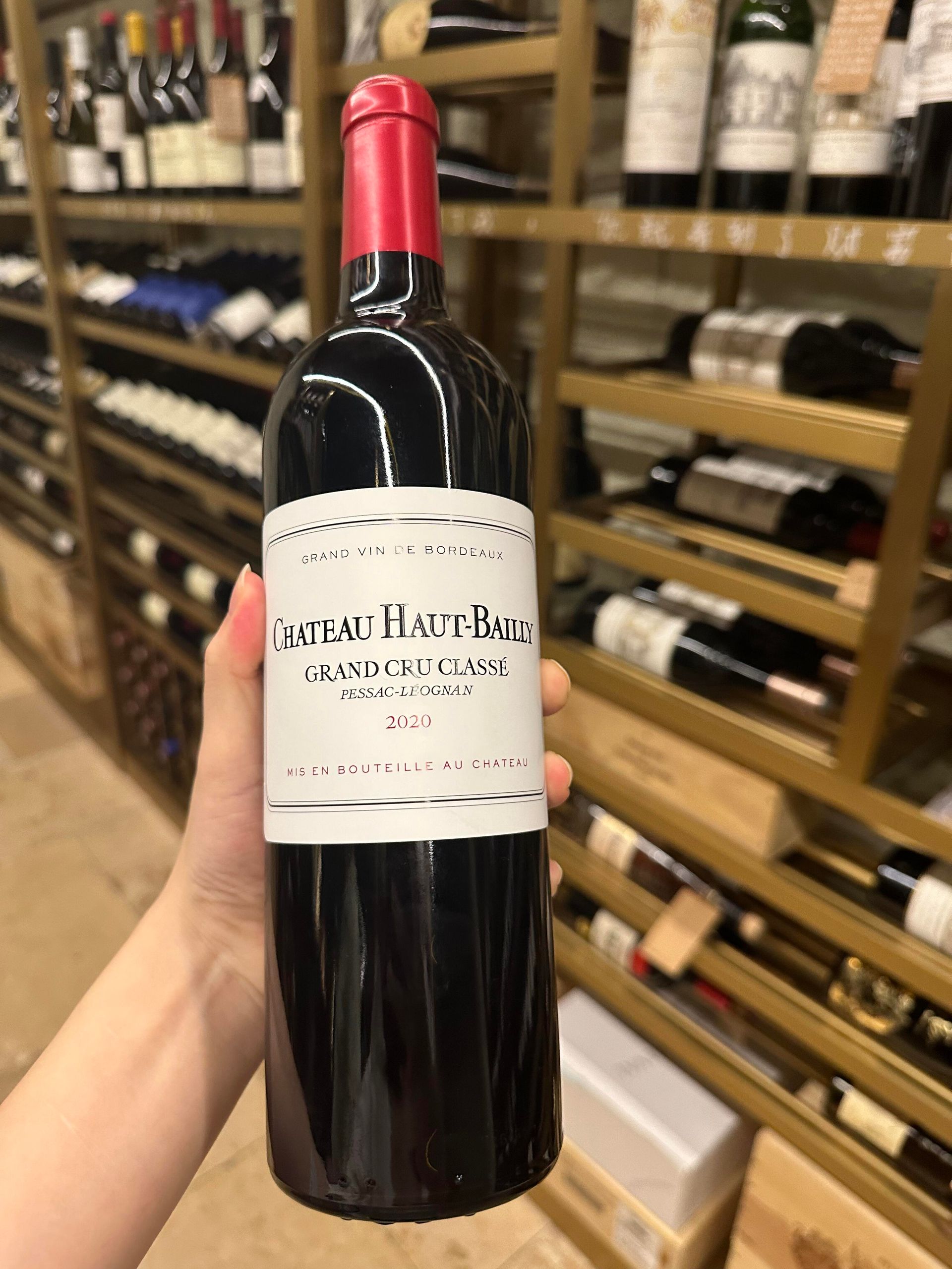 Pessac-Léognan 名莊紅酒與白酒回收估值比較