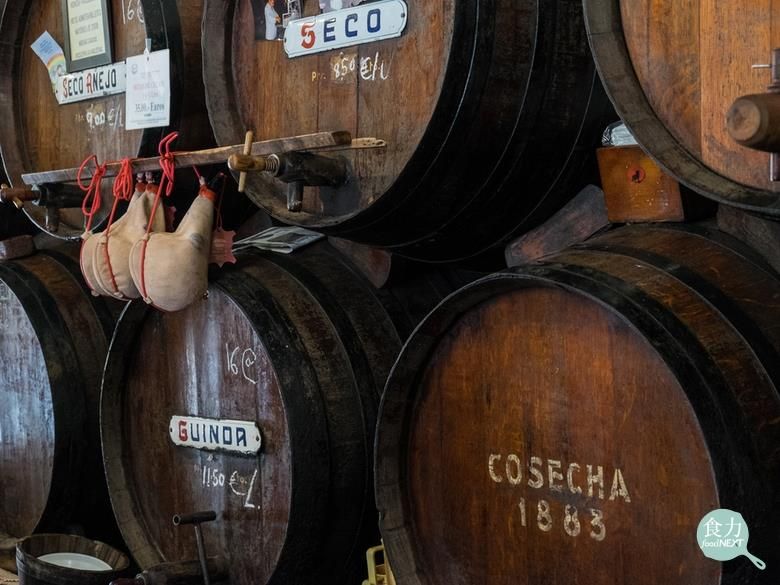 西班牙雪莉桶與黃金諾言大麥特寫