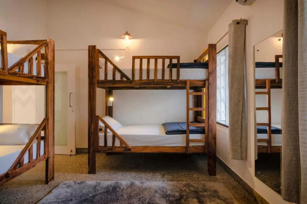 Complete Hostel Living Guide - Image 2