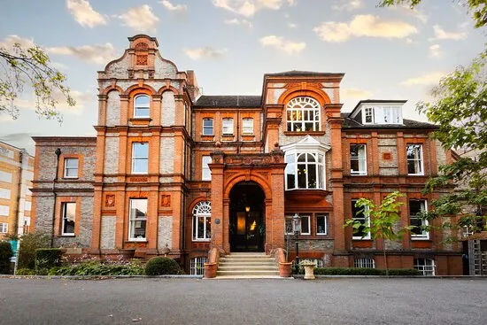 Hostel Safety Essentials - Image 3