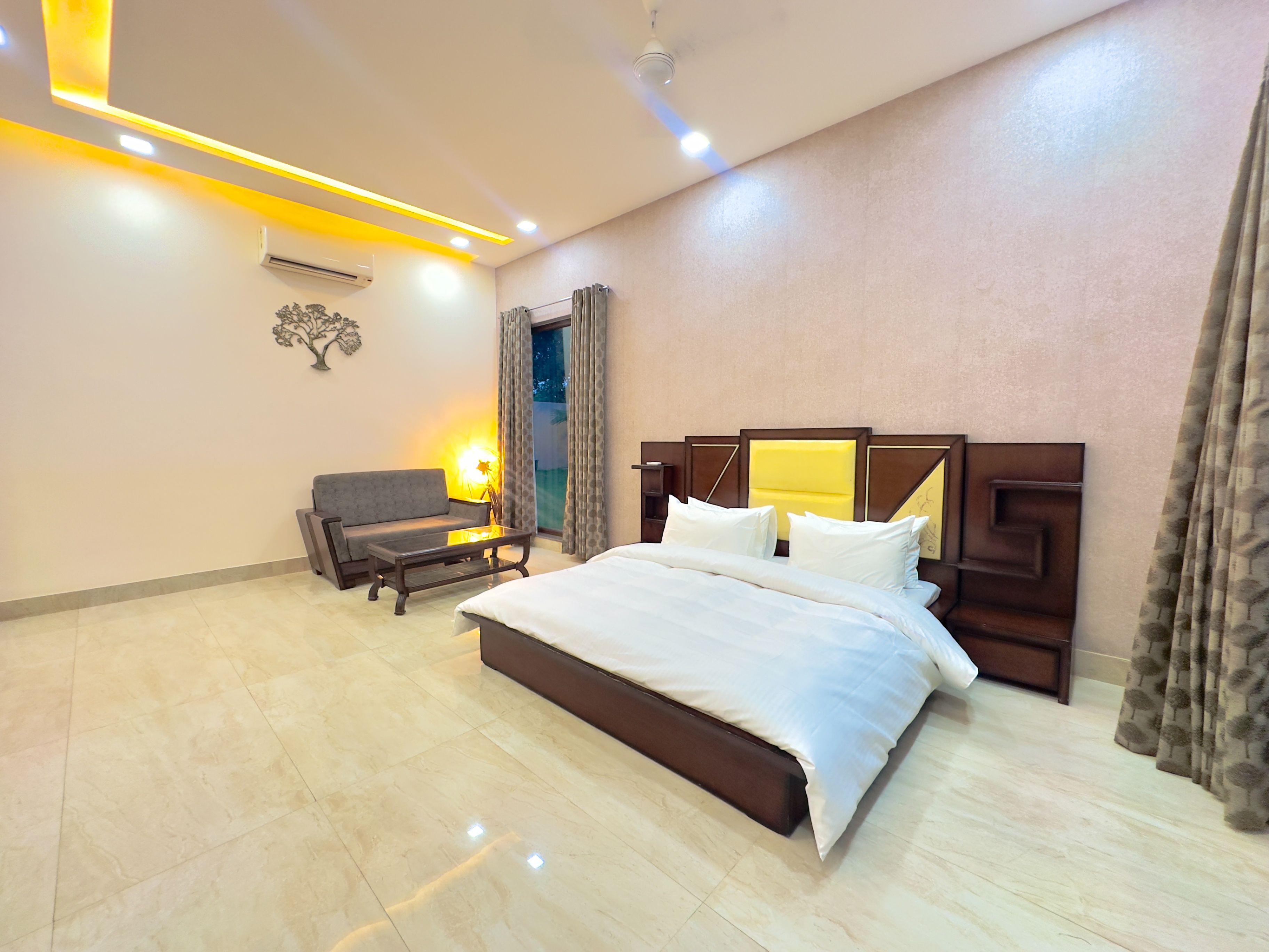 Banyan Villa- 6BR lux villa wth Pvt. Pool in Delhi