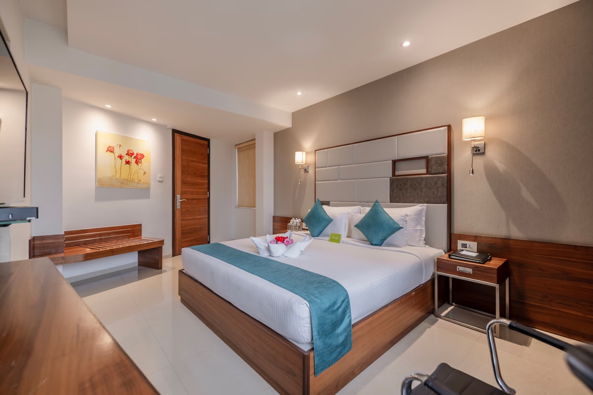 Luxury Suite at Quality Inn Patria Suites, Rajkot - Photo 2