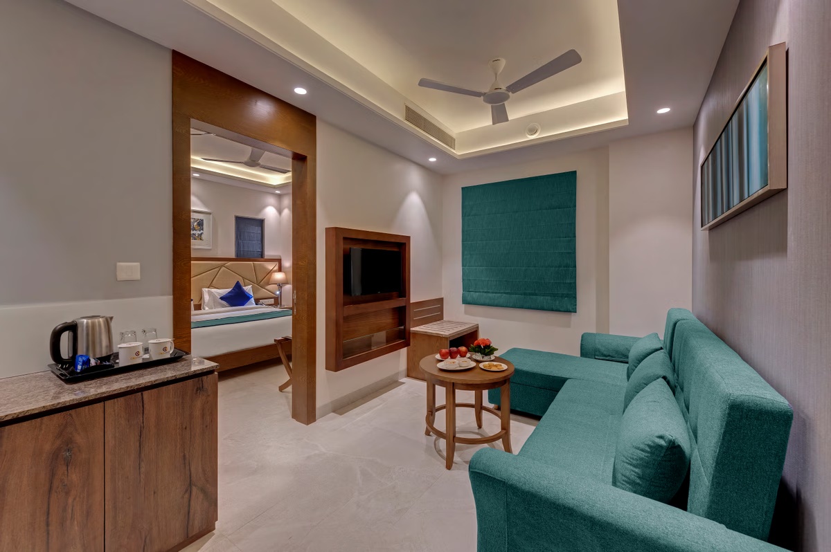 Suite Room at Click Hotel Aurangabad - Photo 2