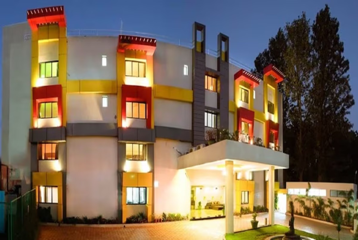 Sterling Yelagiri photo 10