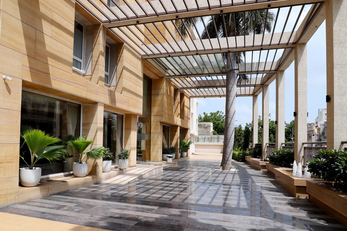 Quality Inn Patria Suites, Rajkot photo 3