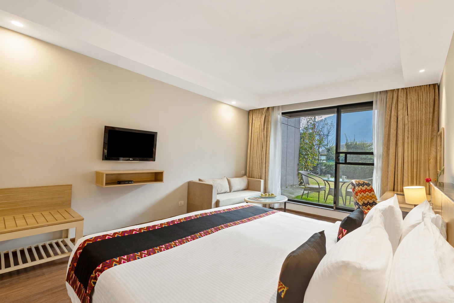 Mountain View Premier Room with Sitout at Sterling Manali - Photo 3