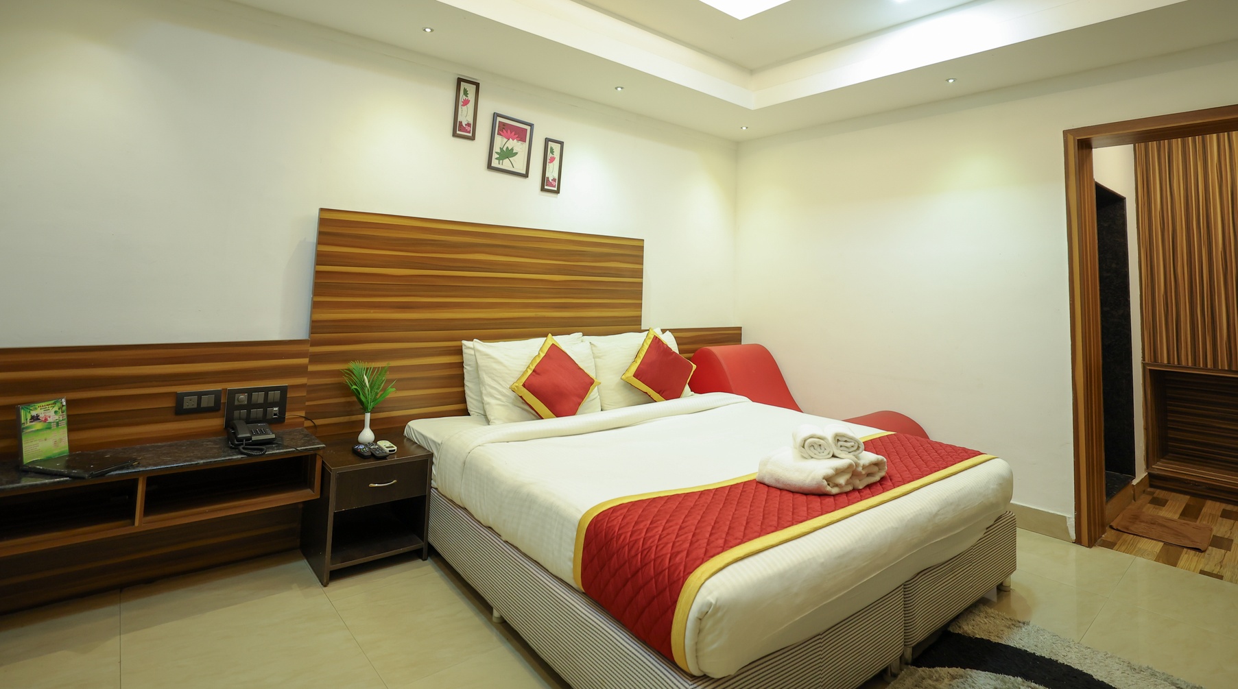 Deluxe Honeymoon cottage with Balcony at Parampara Resort & Spa, Coorg - Photo 1