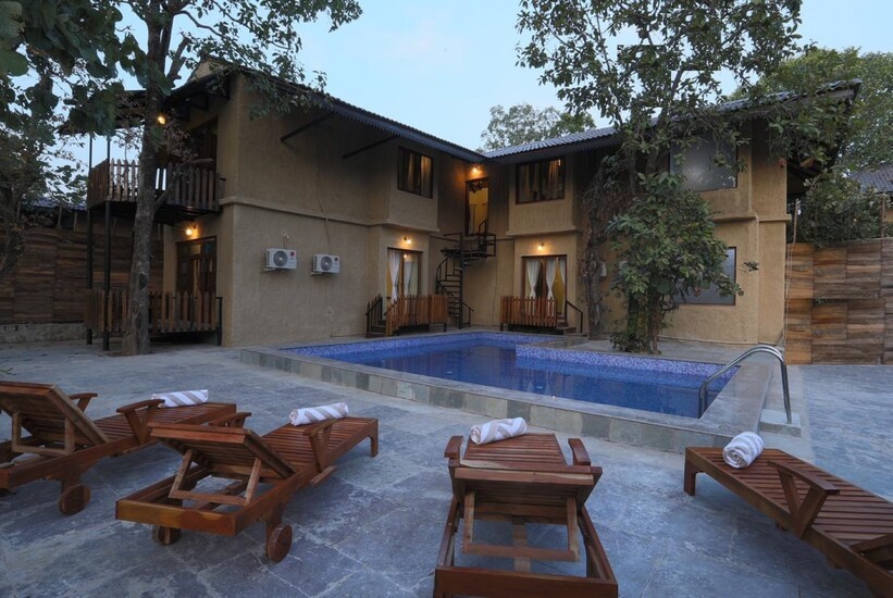 Sterling Padam Pench photo 1