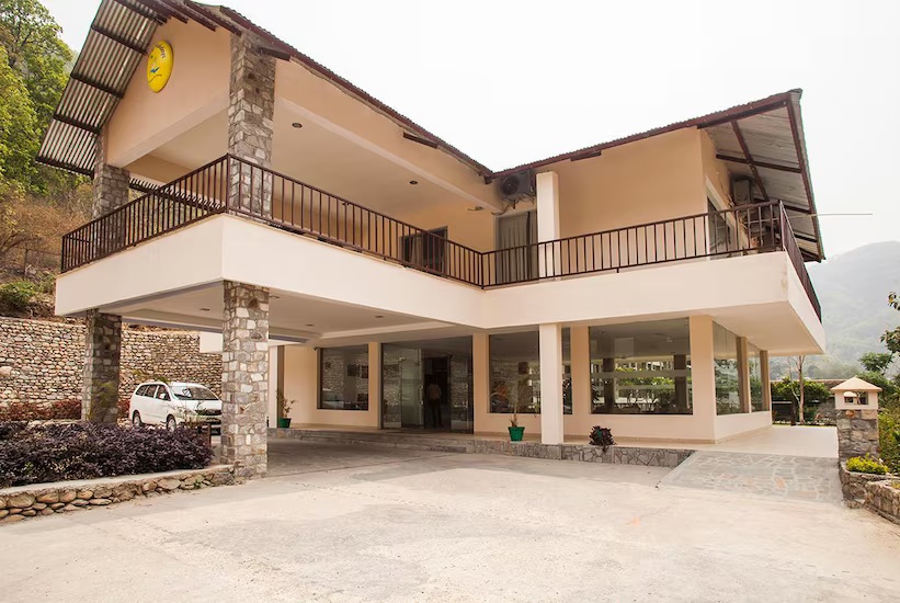 Sterling Riverview Jim Corbett photo 8