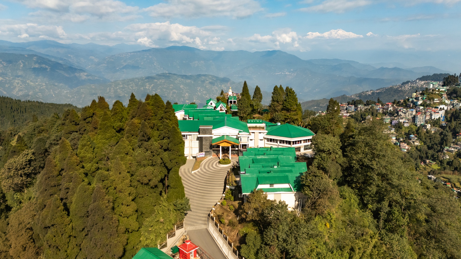 Sterling Darjeeling photo 3