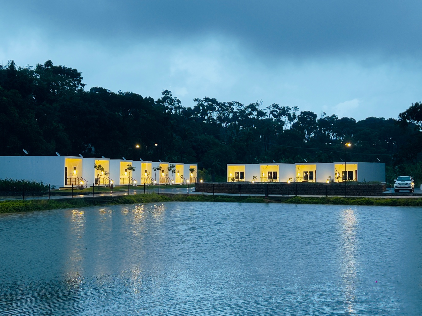 JUNGLE LAKE RESORT photo 1