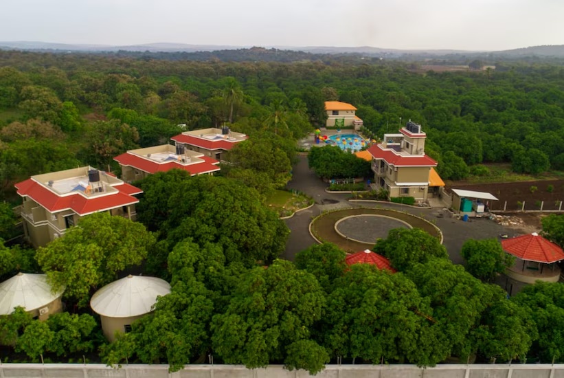 Sterling Gir photo 2