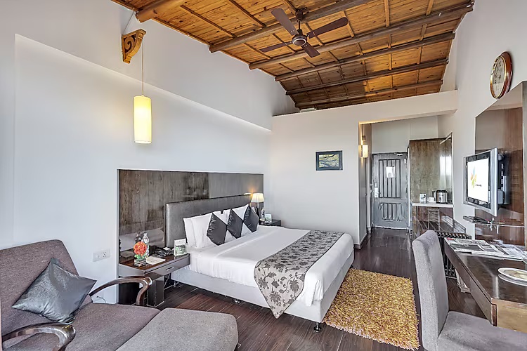Family Room at Club Mahindra Resort - Kanatal - Uttrakhand - Photo 3