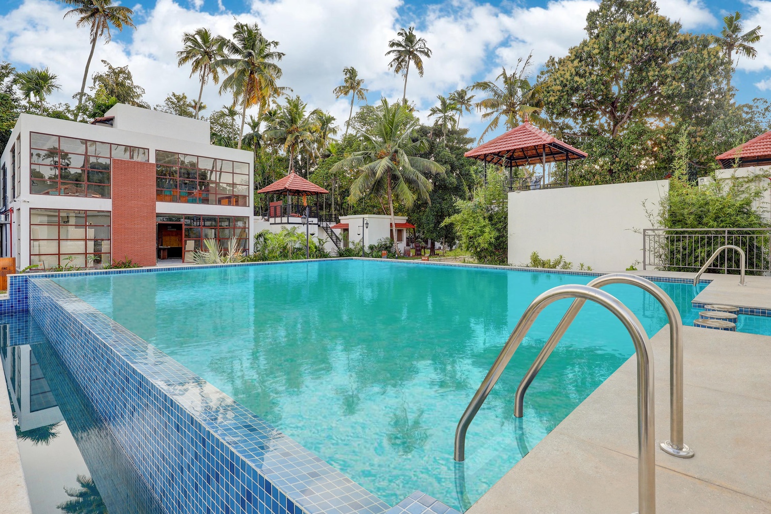 Club Mahindra Alleppey Resort – Arookutty – Kerala photo 2