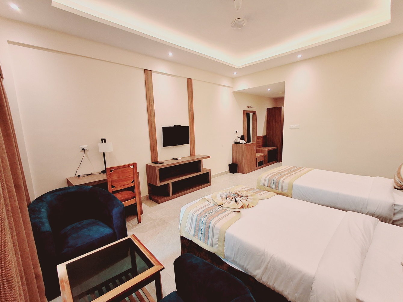 Winter Green Room, 2 Twin Beds at The Fern Residency, Bodhgaya - Photo 1