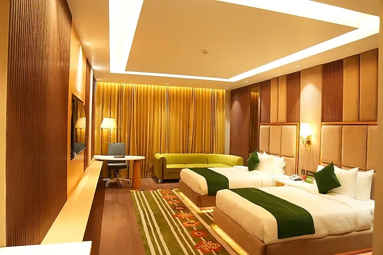 Executive Twin Room at Comfort Inn Vindhyan - Photo 1