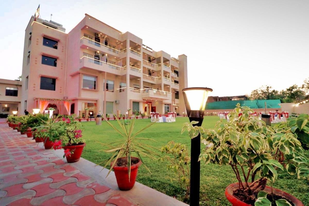GenX Crescent, Lucknow photo 4