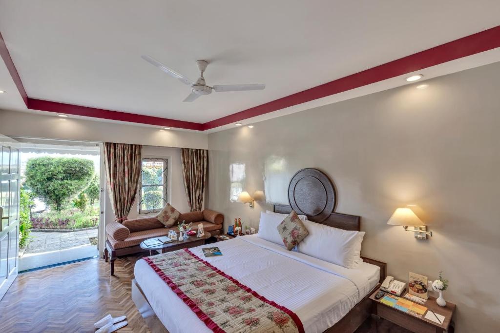 Superior Room at Club Mahindra Resort - Derby Green, Ooty, Tamil Nadu - Photo 3