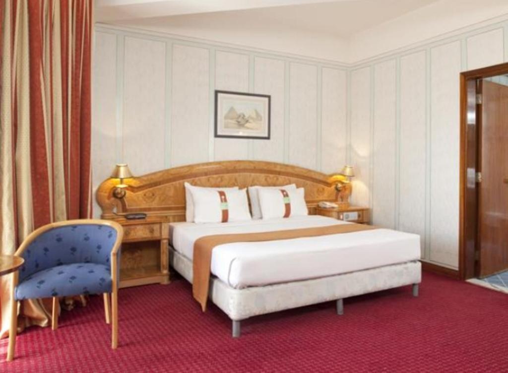 King Room with Pool View at Al Rabea Hotel - Photo 3