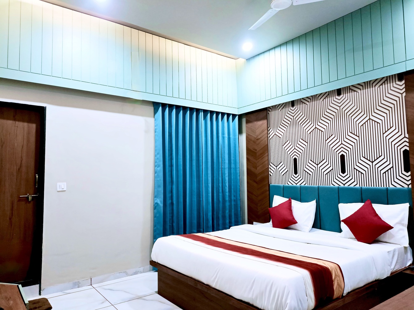 Standard at Hotel vinayak A/C Rooms - Photo 2
