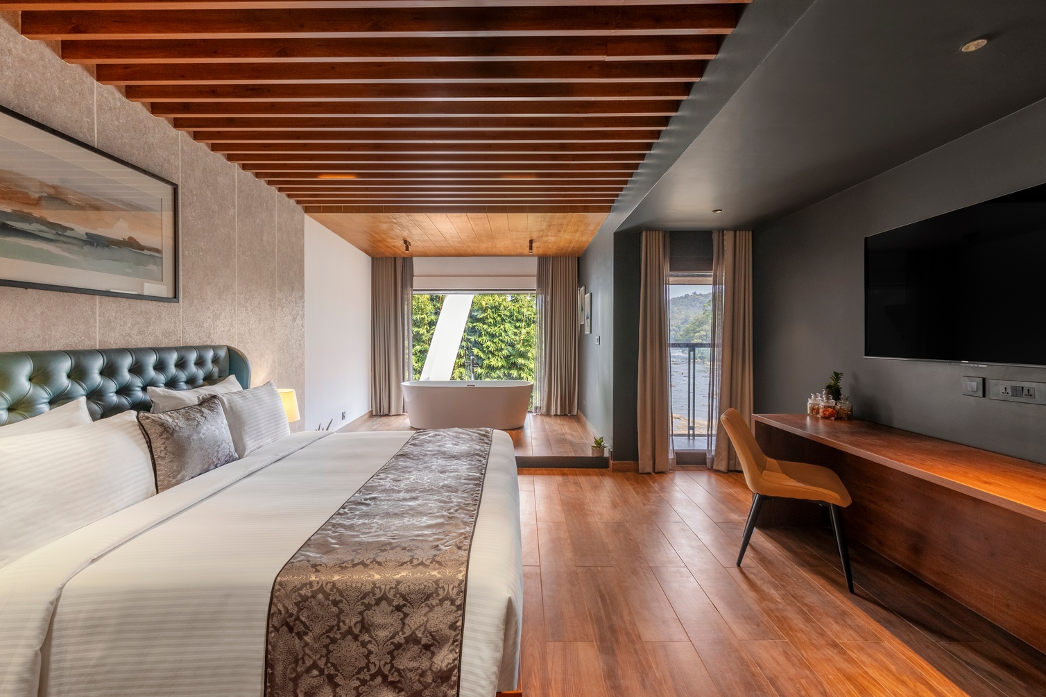 River View Elegance Suite With Balcony at Sterling Athirappilly - Photo 1