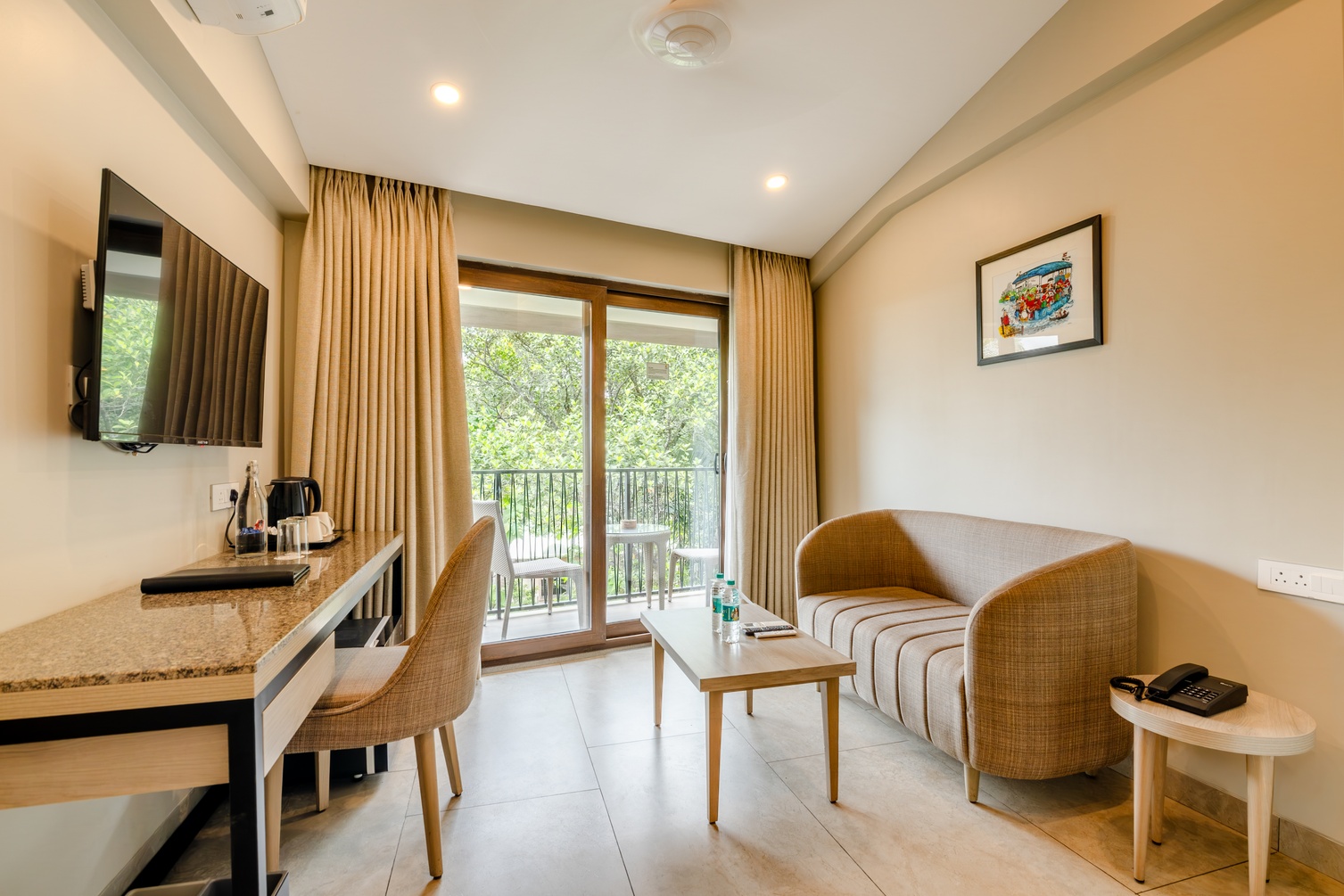 Junior Suite at Comfort Inn Elite Goa - Photo 3