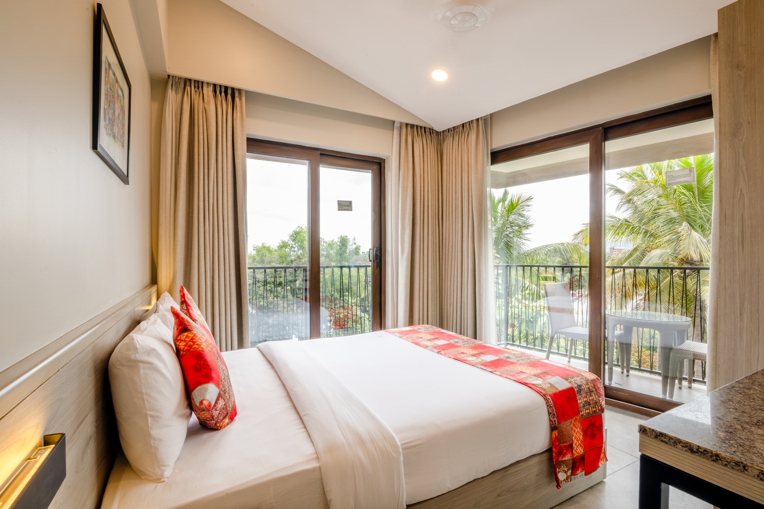 Junior Suite at Comfort Inn Elite Goa - Photo 1