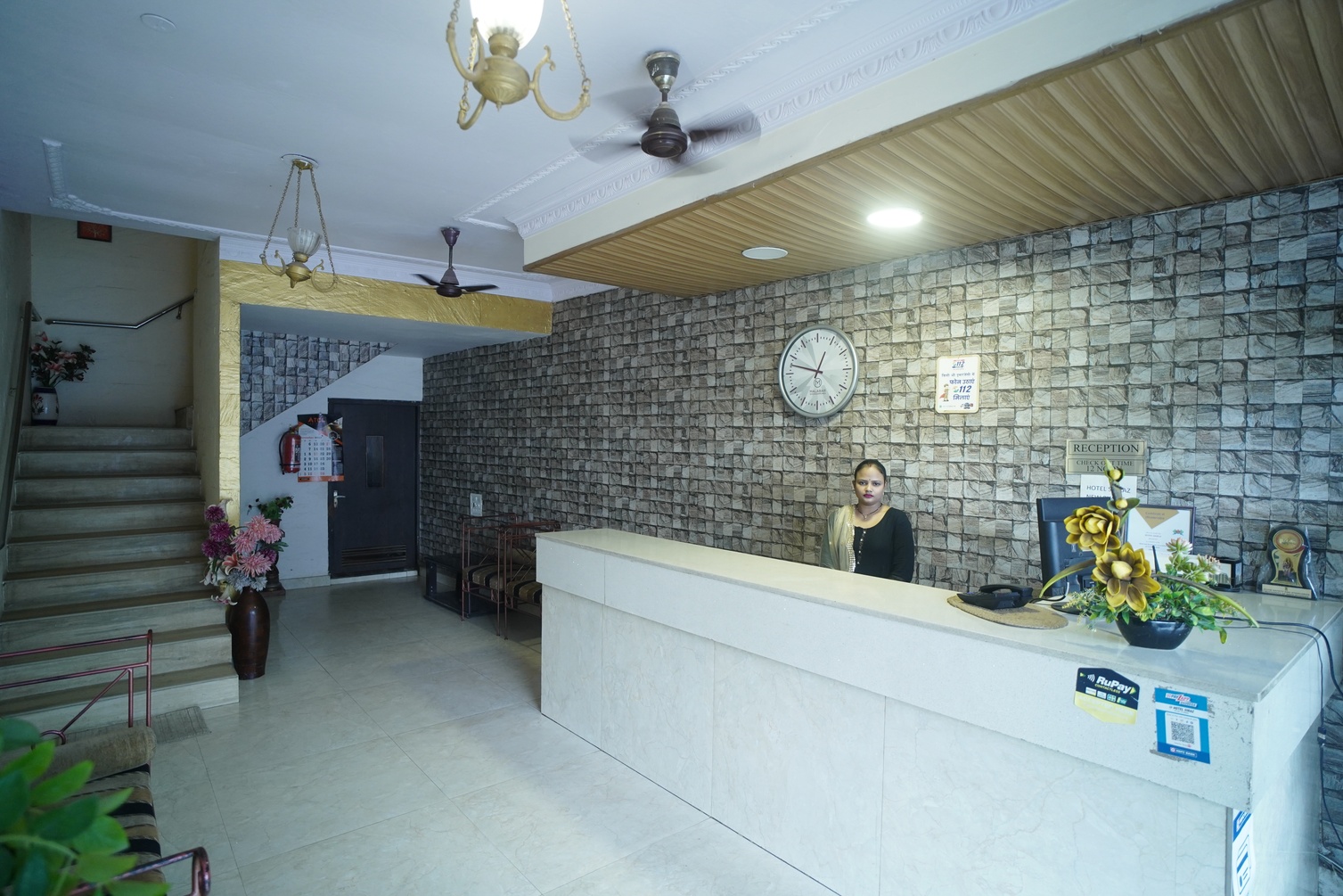 HOTEL SHIRAZ - Best Hotel | Restaurant | Top Bakery in Bhadohi photo 6