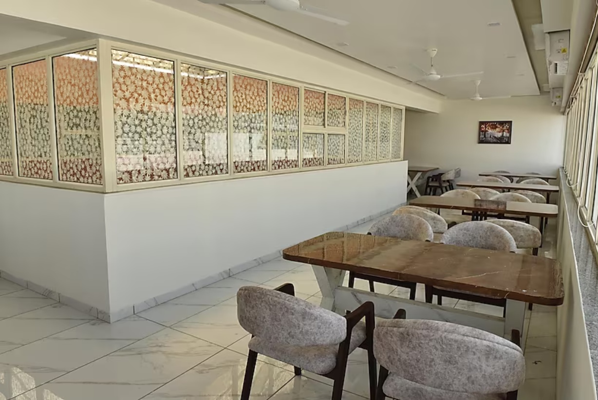HOTEL PTC photo 2