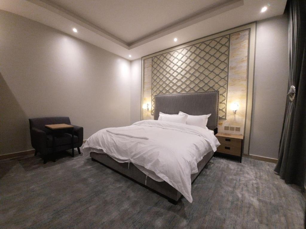 Deluxe Room (2 Adults + 1 Child) at Dormira Hotel - Photo 2