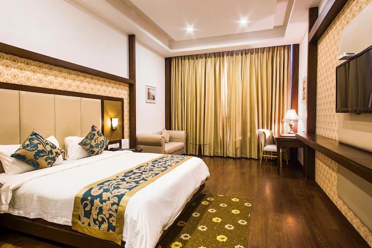 Fern Club Room at The Fern Hillside Resort, Bhimtal (Nainital) - Photo 2