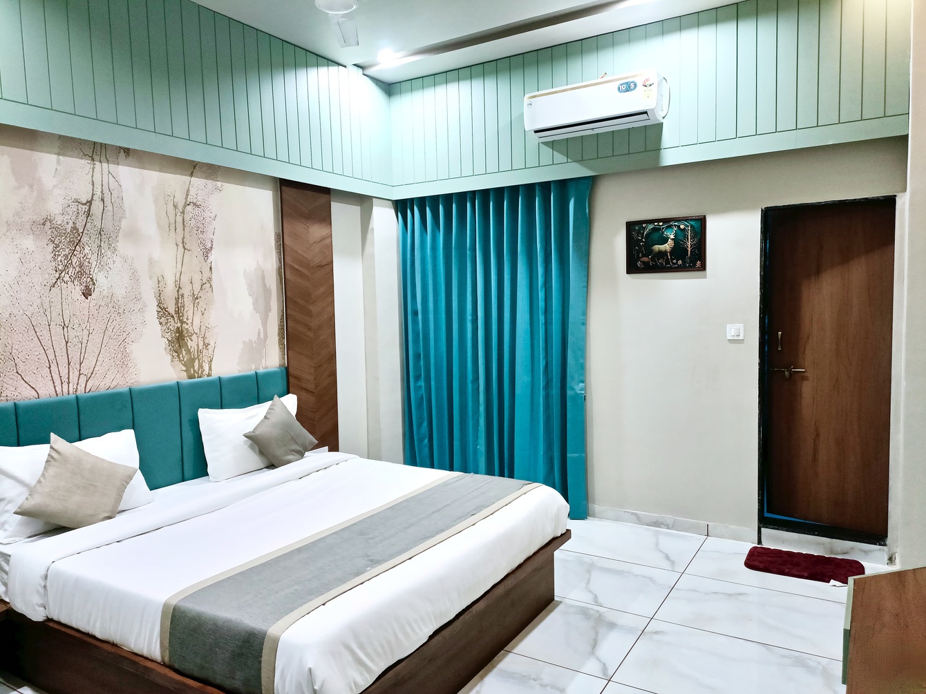 Hotel vinayak A/C Rooms photo 9