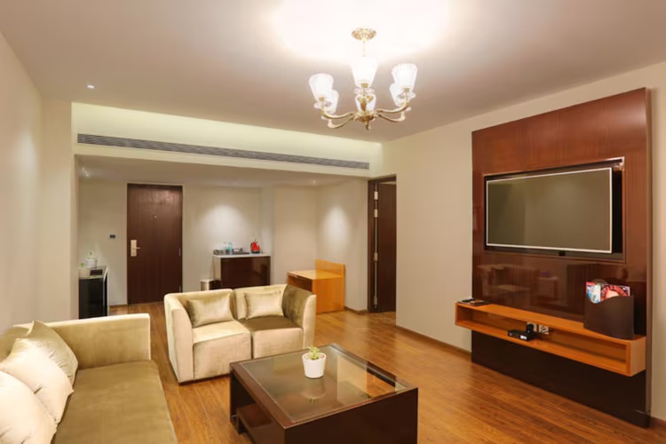 Suite Room at Samanvay Luxury Boutique Hotel, UDUPI - Photo 2