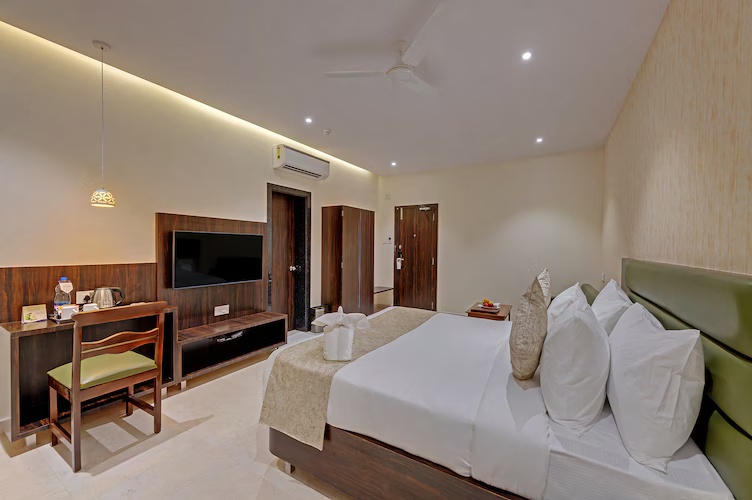 Deluxe Room at Guruprerna Beacon Resort, Dwarka - Photo 2