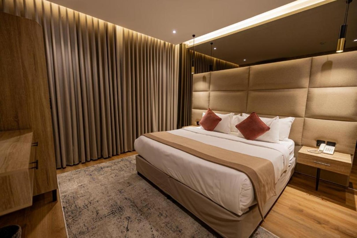Deluxe Junior Suite at XYZ Hotel Al Taawun - Photo 3