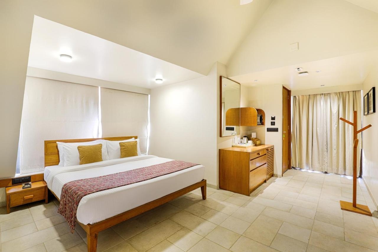 Superior Double Room at CLUB MAHINDRA PAVAGADH GUJARAT - Photo 2