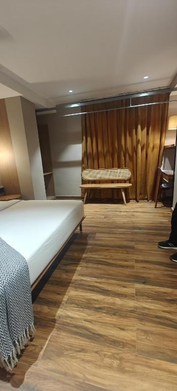 Fern Classic Suite, 1 King Bed at The Fern Residency, Bhiwandi-Pimplas - Photo 2