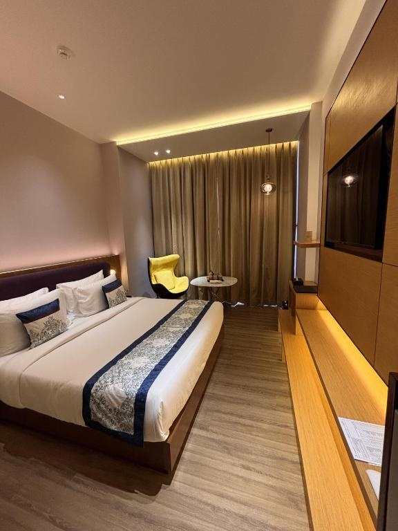 Winter Green Premium Room at Rajawat The Fern - An Ecotel Hotel, Kanpur - Photo 3