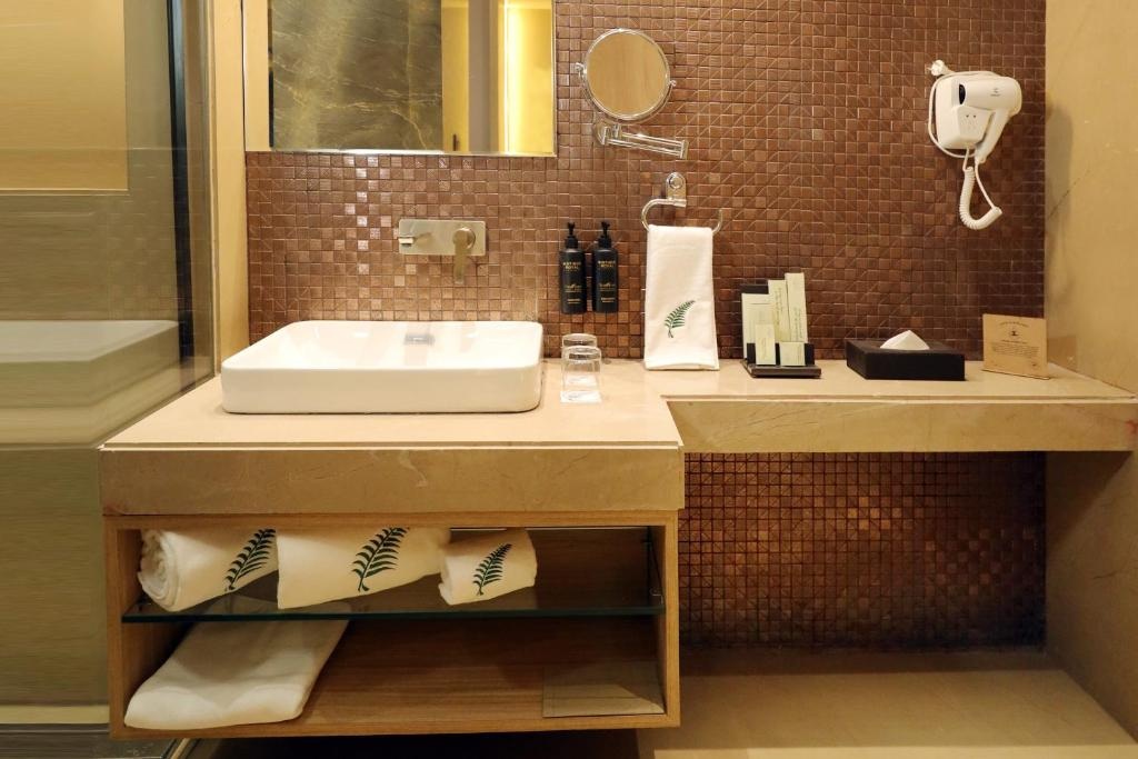 Rajawat The Fern - An Ecotel Hotel, Kanpur photo 8