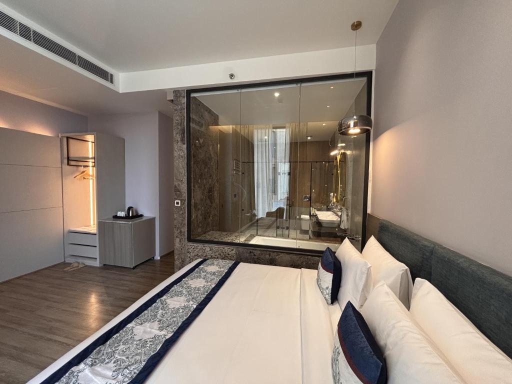 Hazel Suite at Rajawat The Fern - An Ecotel Hotel, Kanpur - Photo 3