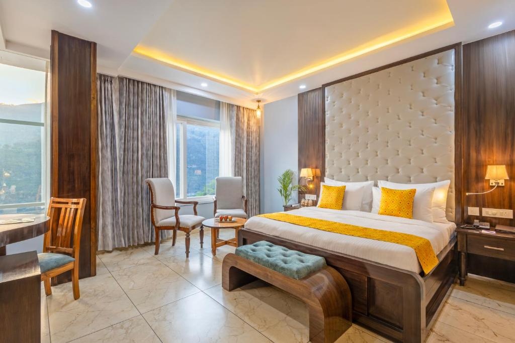 Valley View Classic Room with Balcony at Sterling Kastoori Rudraprayag - Photo 2