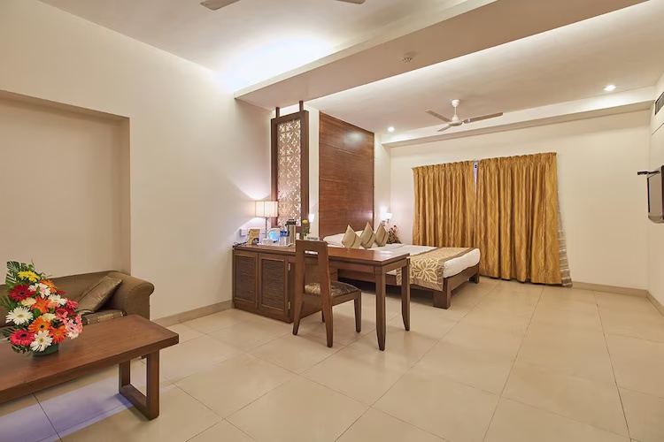 Executive Suite at La-Paz Gardens Beacon, Vasco da Gama, Goa - Photo 3