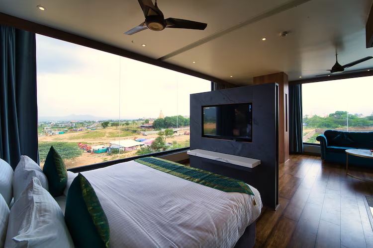 Privilege Suite at Sterling Pushkar - Photo 1