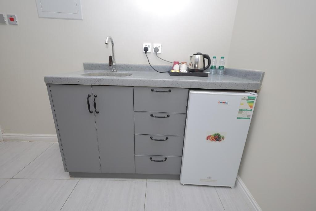 Superior Double or Twin Room with Terrace at XYZ Hotel Al Najah - فندق اكس واي زد النجاح - Photo 2