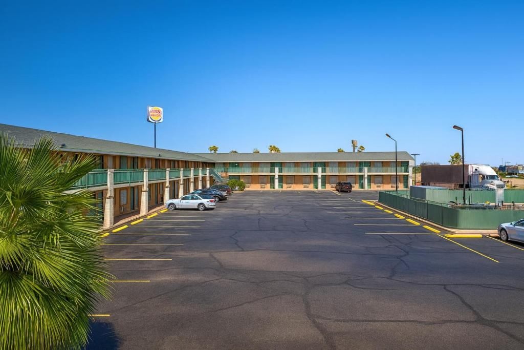 MHO Hotel Eloy Casa Grande near I-10 photo 3