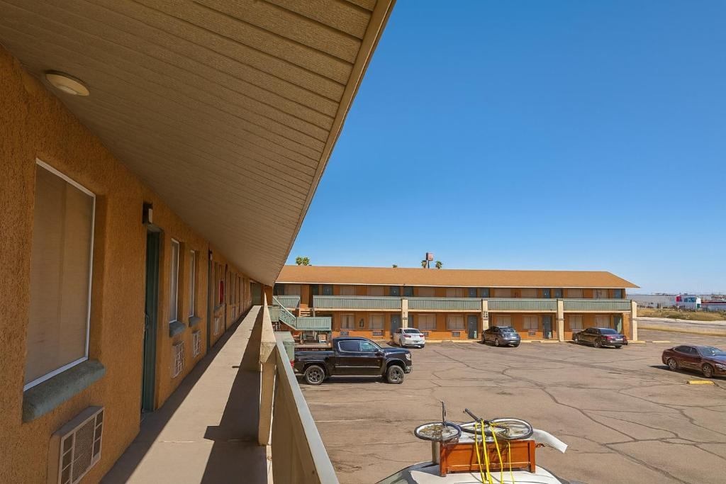MHO Hotel Eloy Casa Grande near I-10 photo 4